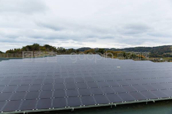 太陽(yáng)能電池板工廠的云計(jì)算裝備技術(shù)服務(wù)創(chuàng)新應(yīng)用